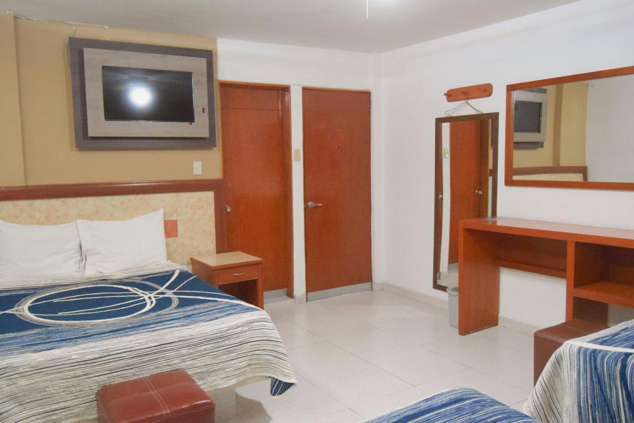 Hotel Niza Zona Piel Леон Екстер'єр фото