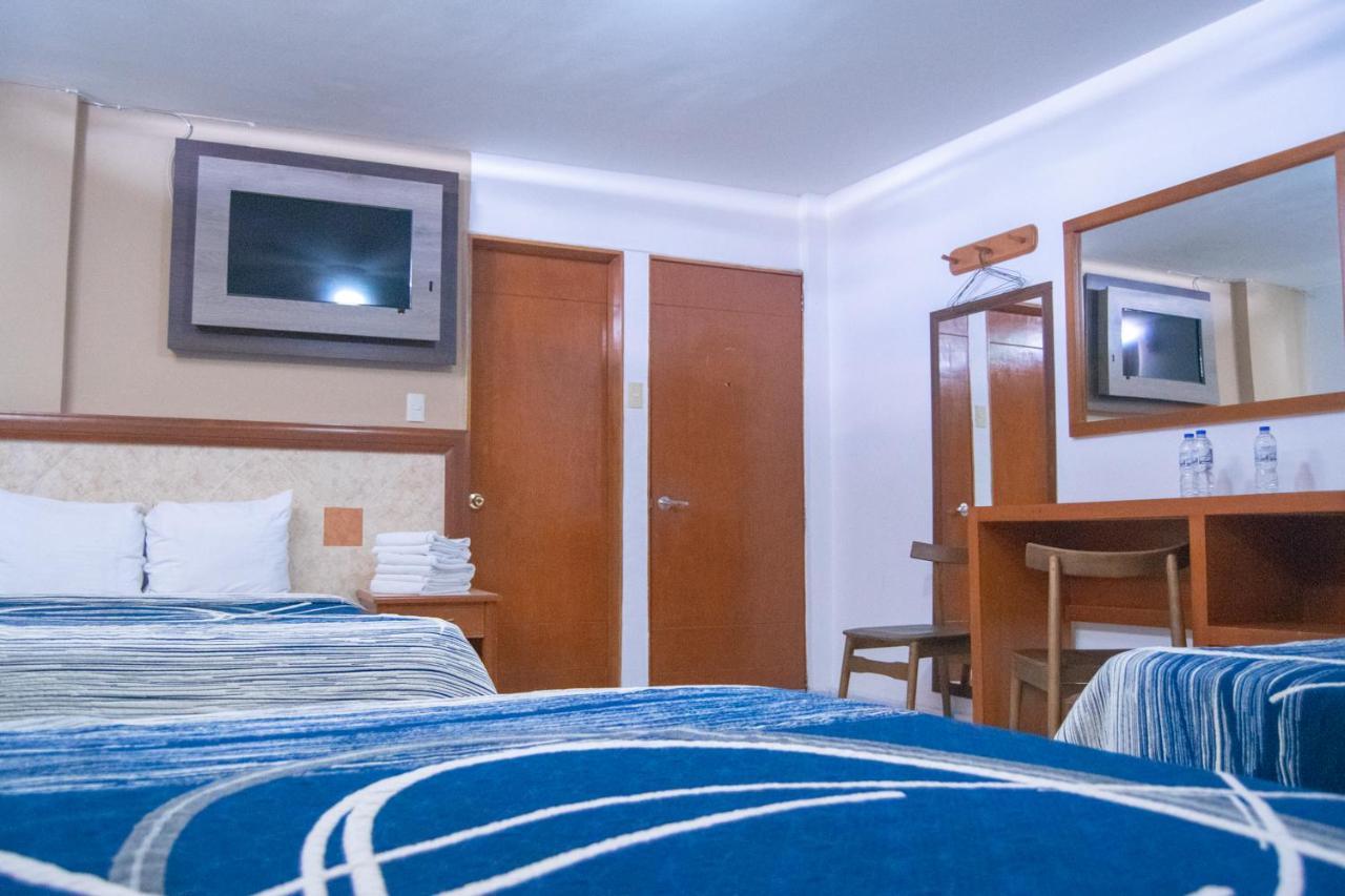 Hotel Niza Zona Piel Леон Екстер'єр фото