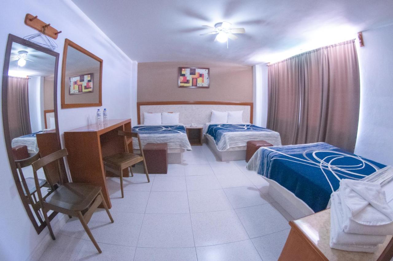Hotel Niza Zona Piel Леон Екстер'єр фото