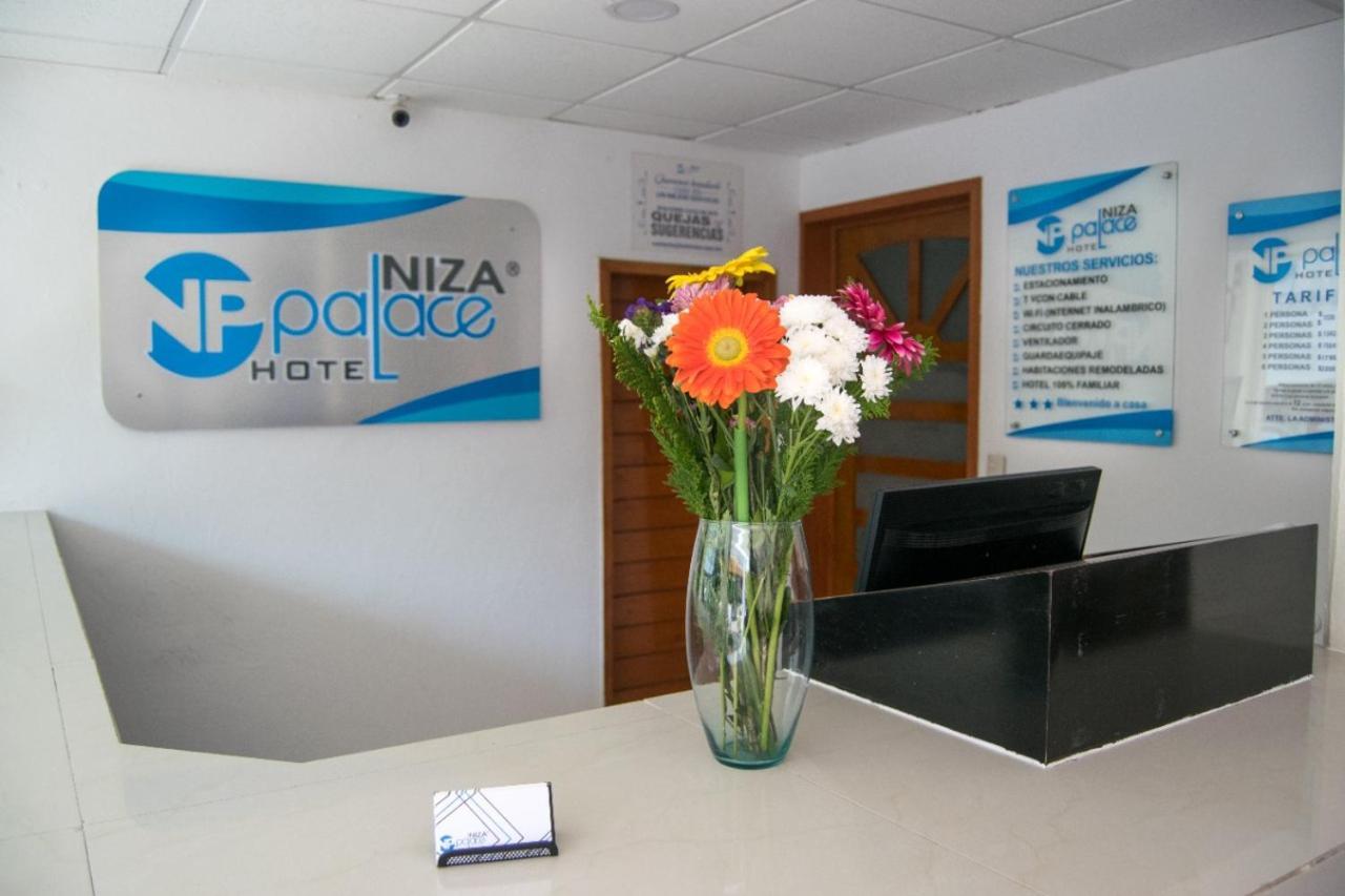 Hotel Niza Zona Piel Леон Екстер'єр фото
