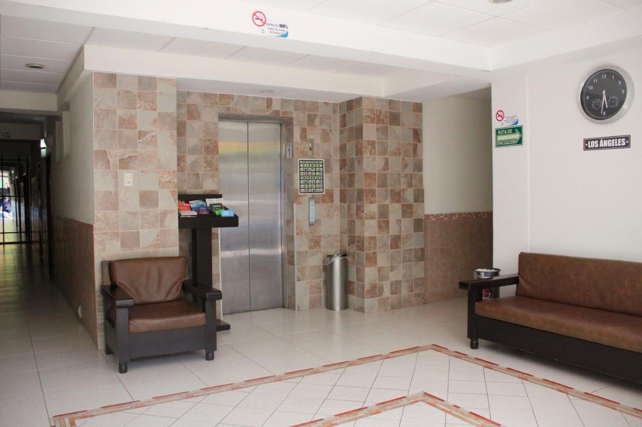 Hotel Niza Zona Piel Леон Екстер'єр фото
